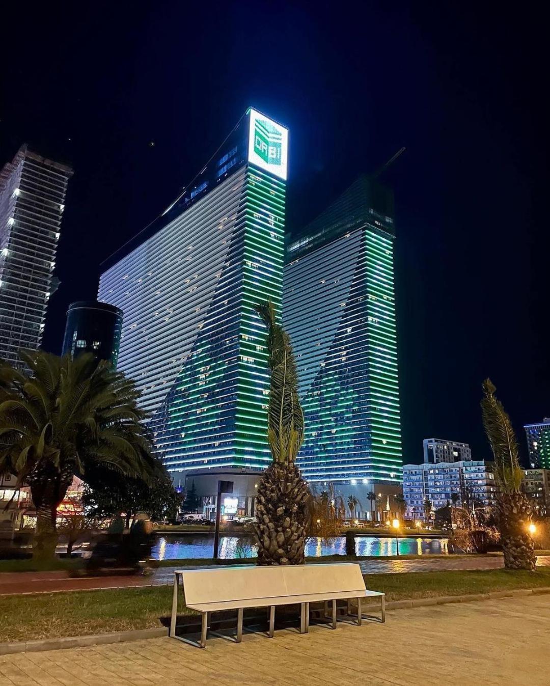 Orbi City Sea View Batumi Zewnętrze zdjęcie